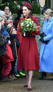 kate-middleton-christmas-day-church-service-in-king-s-lynn-england-12-25-2018-2.jpg