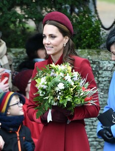 kate-middleton-christmas-day-church-service-in-king-s-lynn-england-12-25-2018-3.jpg