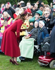 kate-middleton-christmas-day-church-service-in-king-s-lynn-england-12-25-2018-9.jpg