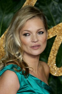 kate-moss-at-british-fashion-awards-in-london-12-10-2018-4.jpg