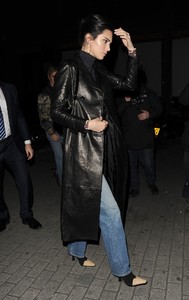 kendall-jenner-night-out-style-london-12-10-2018-1.jpg