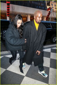 kim-kardashian-kanye-west-lunch-in-new-york-city-08.jpg