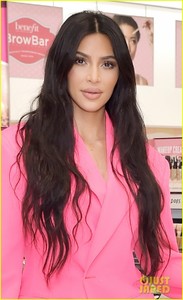kim-kardashian-launches-kkw-beauty-collection-at-ulta-beauty-01.jpg