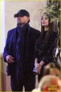 leonardo-dicaprio-camila-morrone-holiday-party-05.jpg