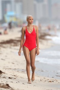 lesha-hodges-in-a-red-swimsuit-12-09-2018-3.jpg