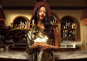 metallic-makeup-party-shoot-1544010687.jpg