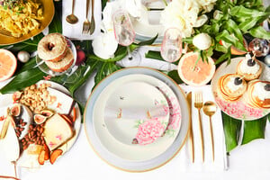 placesetting.thumb.jpg.e1bafd09cf66218de409e2accbb71d7f.jpg