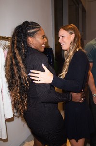 serena-williams-and-caroline-wozniacki-at-serena-williams-pop-up-at-art-basel-in-miami-12-05-2018-1.jpg