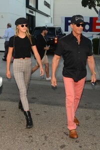 sistine-rose-and-sylvester-stallone-sopping-at-chanel-in-bever-y-hills-12-24-2018-8.jpg