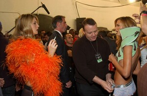 supermodel.pictures-vsfs2003-427.thumb.jpg.85a82453216e01c8f6d8f7165fbbb9c3.jpg