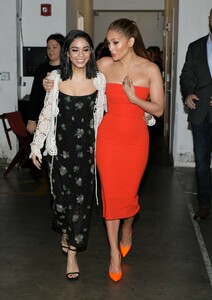 vanessa-hudgens-and-jennifer-lopez-arriving-at-univision-s-despierta-america-morning-show-in-miami-12-14-2018-2.jpg