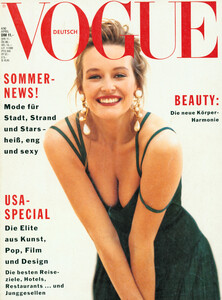 vogue_de_04_90.jpg