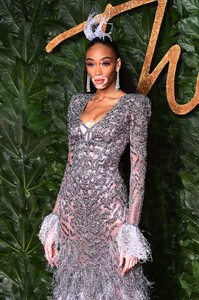 winnie-harlow-the-fashion-awards-2018-in-london-1.jpg