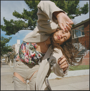 wonderland_magazine_amber_mahoney_kaya_wilkins_004.jpg