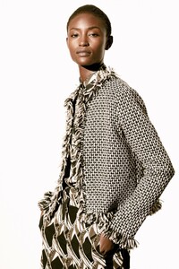 00001-st-john-nyc-prefall-19.thumb.jpg.be7062985e9bcb3fedf17a1b9fd994b6.jpg