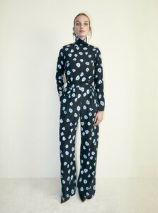 00003-christian-wijnants-paris-prefall-19.jpg