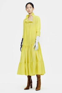 00005-CALVIN-KLEIN-205W39NYC-paris-pre-fall-19.thumb.jpg.91cb2fe6d7b32d5747396ab21ab77d63.jpg