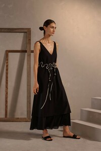 00011-Claudia-Li-Pre-Fall-2019.thumb.jpg.c36ce168effede7e6cd3c6de797f02dd.jpg