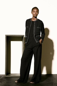 00012-st-john-nyc-prefall-19.thumb.jpg.ac7bbac85eac0b259208dd8aabd0766e.jpg