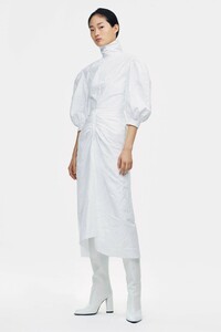 00016-CALVIN-KLEIN-205W39NYC-paris-pre-fall-19.thumb.jpg.c3374aa6426098e19b701ffe041eec1b.jpg