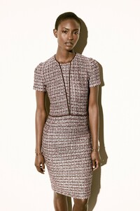 00016-st-john-nyc-prefall-19.thumb.jpg.90a6460b858ec6e5c87bfeb1523ca16e.jpg