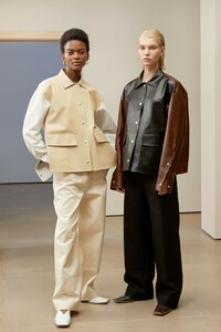 00017-jil-sander-milan-pre-fall-19.jpg