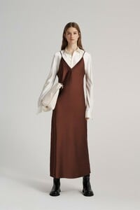 00017-joseph-london-pre-fall-19.thumb.jpg.262194d30f228d790a6fe93d86e537ec.jpg