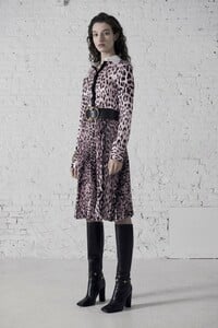 00018-roberto-cavalli-MW-new-york-pre-fall-19.jpg