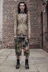 00022-roberto-cavalli-MW-new-york-pre-fall-19.jpg