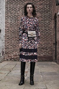 00034-roberto-cavalli-MW-new-york-pre-fall-19.jpg