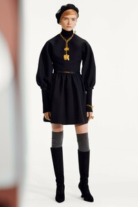 00059-christian-dior-paris-pre-fall-2019.thumb.jpg.b194d63bccef372d9b58442707d21897.jpg