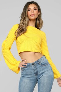01-02-19_Studio_1_DV_15-04-55_SWFS0512_Yellow_0596_AG.jpg