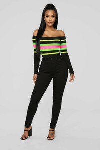 01-03-19_STUDIO_2_MS_15-19-57_8645_MultiColor0686_AG.jpg