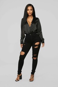 01-07-19_Studio_2_MS_15-33-35_BWRZ125_Black__AG.jpg