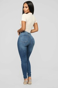 01-14-19_Studio_2_OD_13-33-16_B1218_Taupe0526_DM.jpg