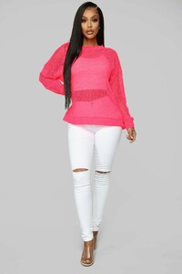 01-15-19_Studio_2_OD_14-42-50_LBT17117_NeonPink_CC_1_NT_NT.jpg
