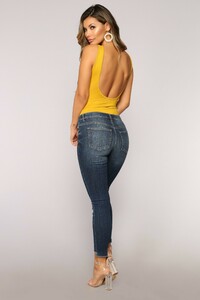 05-08-18_STUDIO_2JT2293C_Mustard0462.JPG