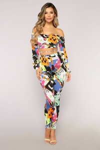 05-08-18_STUDIO_2T304431_MultiColor0329.JPG