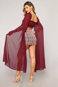 05-11-18_Studio_1_HDT21369_Burgundy_CC__10.JPG