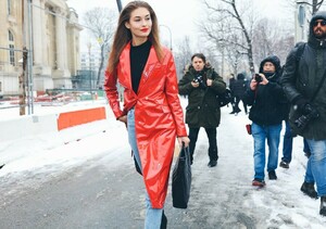 05-street-style-paris-couture-spring-2019-day-2.thumb.jpg.f2260bda3e0e1aaaa34d51c81ee1954d.jpg