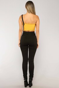 06-01-18_STUDIO_2__T10270_Mustard__8.JPG