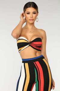 06-05-18_STUDIO1_17Q709SET_MULTICOLOR_3.JPG