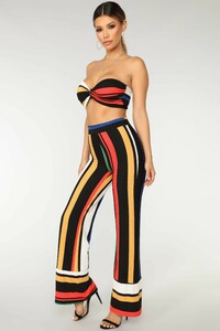 06-05-18_STUDIO1_17Q709SET_MULTICOLOR_4.JPG