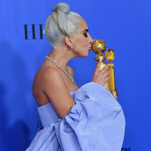 Lady+Gaga+76th+Annual+Golden+Globe+Awards+iwmZSbcM0Ytx.jpg