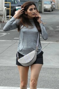        bla300119BZNimage6.jpg