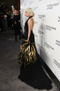Lady+Gaga+National+Board+Review+Annual+Awards+P7Txu_bDeWux.jpg