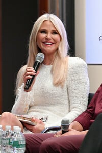 Christie+Brinkley+Cocktails+Conversation+Stars+jiwdRoe7HW7x.jpg