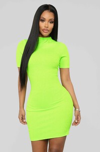 12-10-18_Studio_2_OD_15-04-08_D231374_Lime_CC_2_CROP_AG_AG.jpg