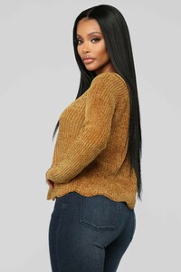 12-10-18_Studio_2__14-44-12_LST2375_Mustard0451_AG.jpg