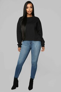 12-21-18_Studio_2_OD_11-51-44_T10065_Black__AJ.jpg